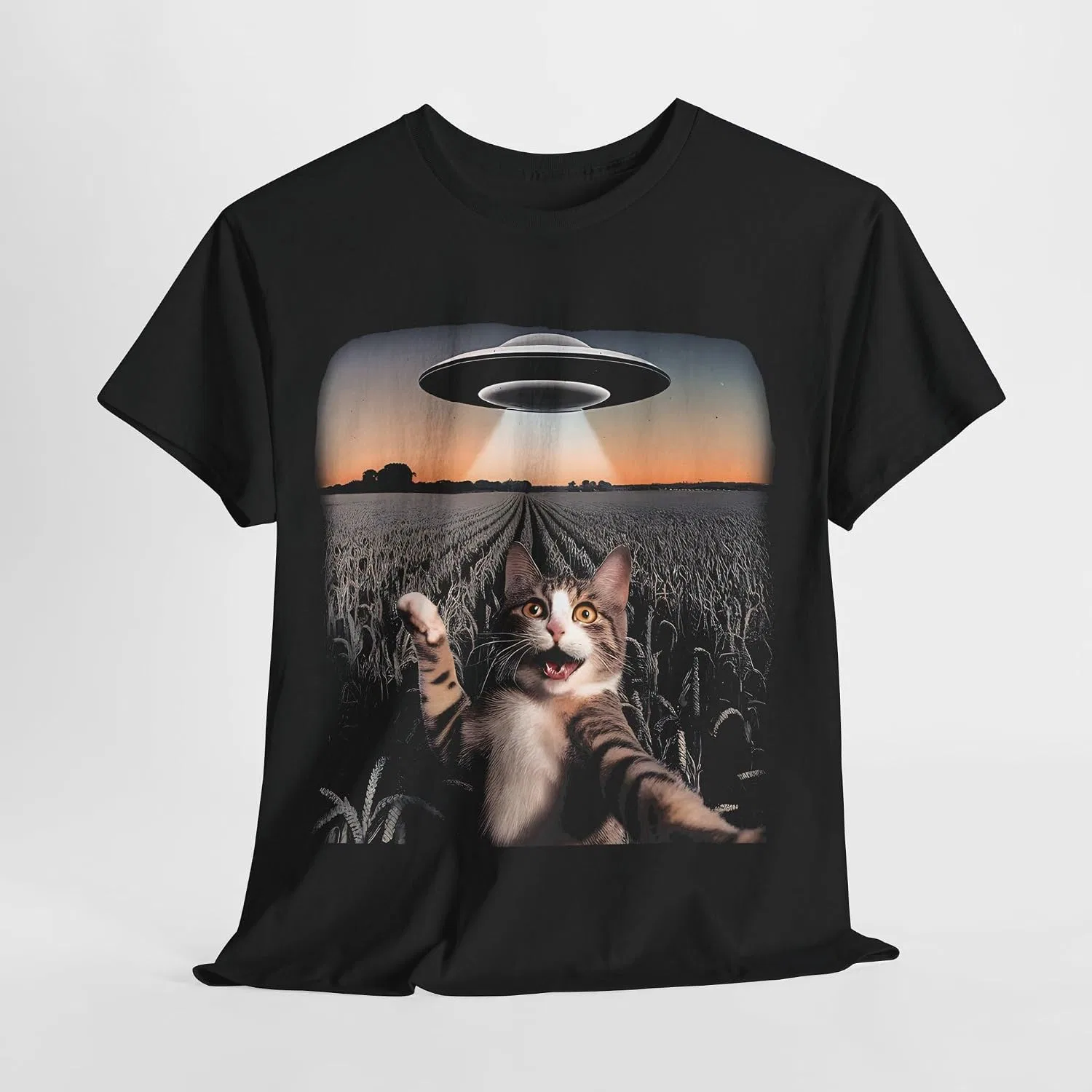 Женская футболка с принтом Cat Selfie with Alien UFO, чёрный — фото 2