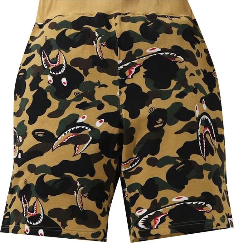 

Спортивные шорты BAPE Shark 1st Camo Wide Sweatshort 'Yellow', желтый