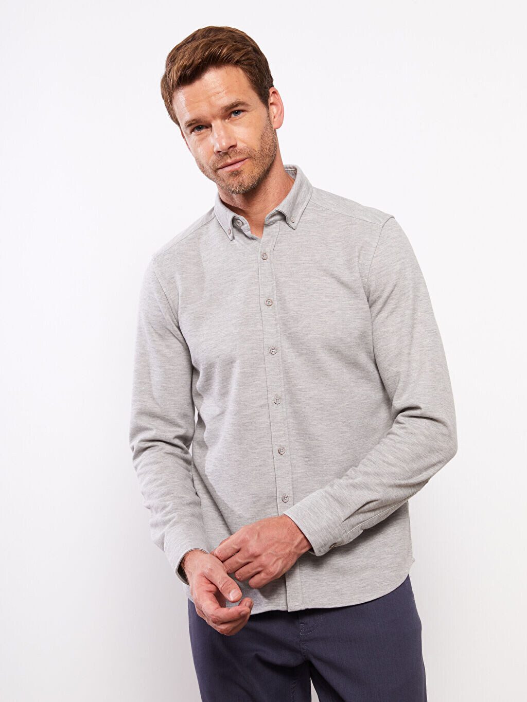 

Мужская рубашка Slim Fit с длинным рукавом из габардина LC Waikiki Basic
