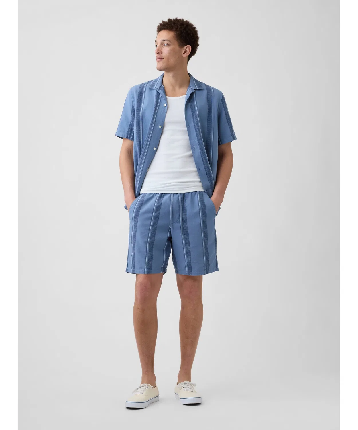 Мужские шорты с принтом в полоску 7 дюймов GAP, Blue — фото 2