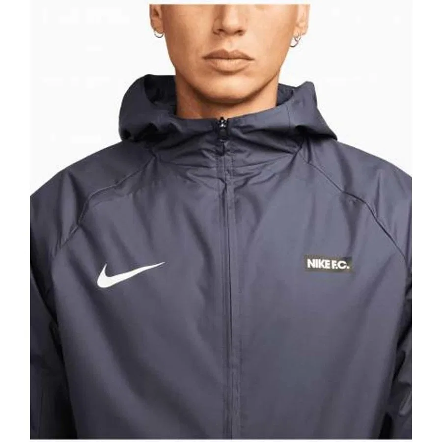 Дождевик с капюшоном Nike F.C. Dri-FIT AWF, Черно-белый — фото 3
