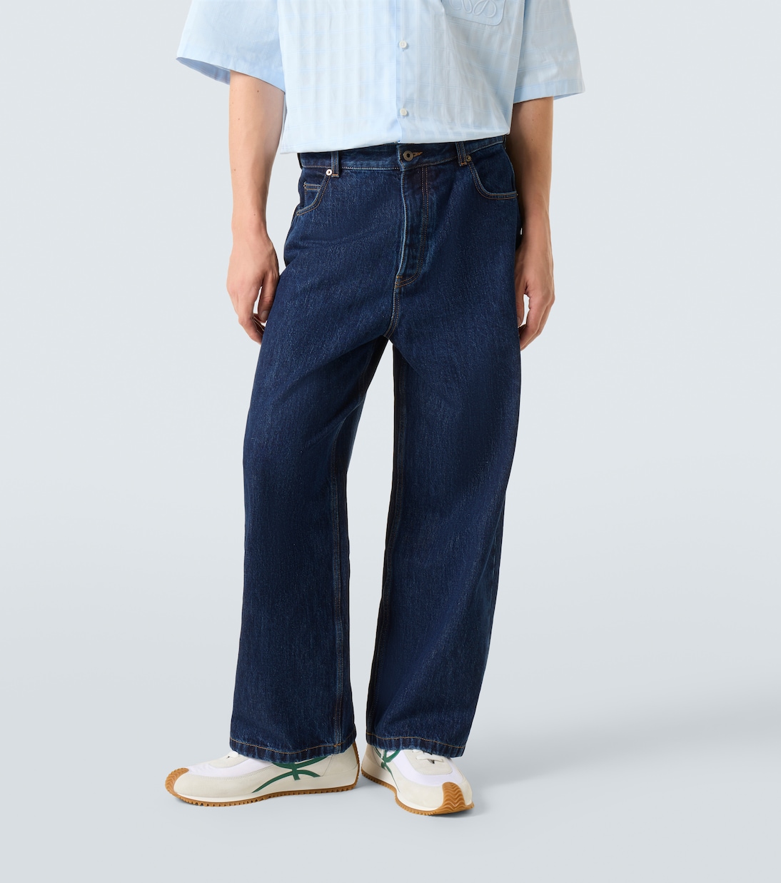 Джинсы с бочкообразными штанинами средней посадки Loewe, Raw Denim — фото 3