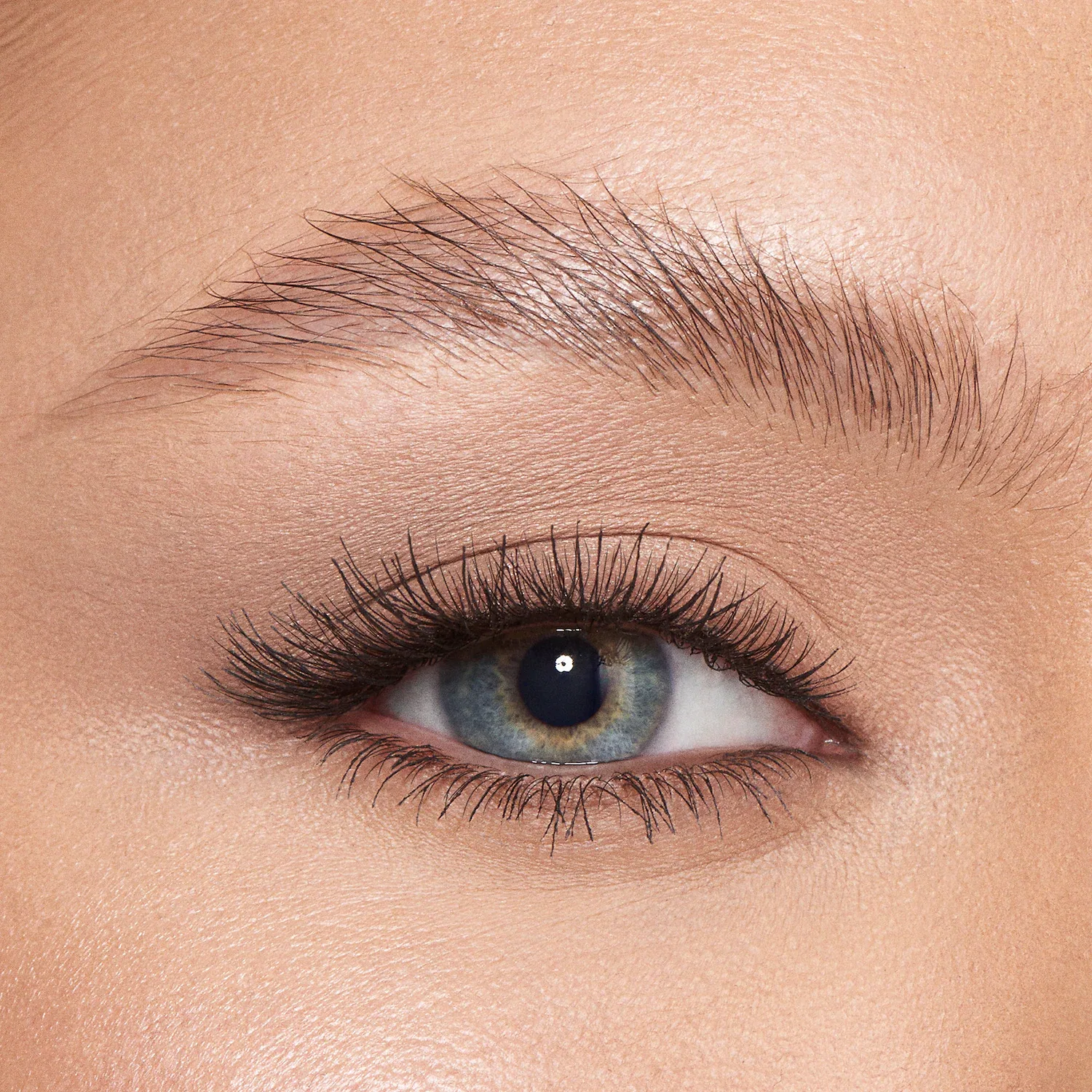 Гель для коррекции бровей Brow Fix Clear Charlotte Tilbury, Sculpting Gel — фото 2