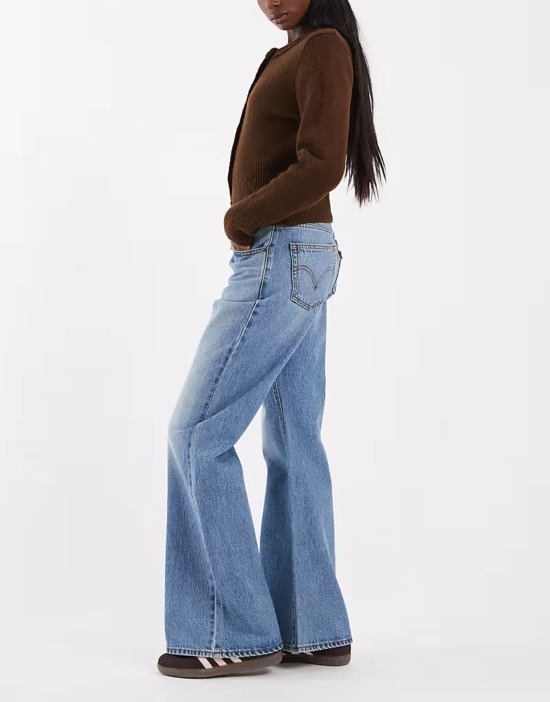 Джинсы Levi's с расклешенными штанинами, синие — фото 3