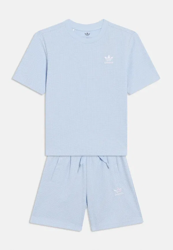 Свободный детский комплект унисекс - базовая футболка Adidas Originals, стальный — фото 3