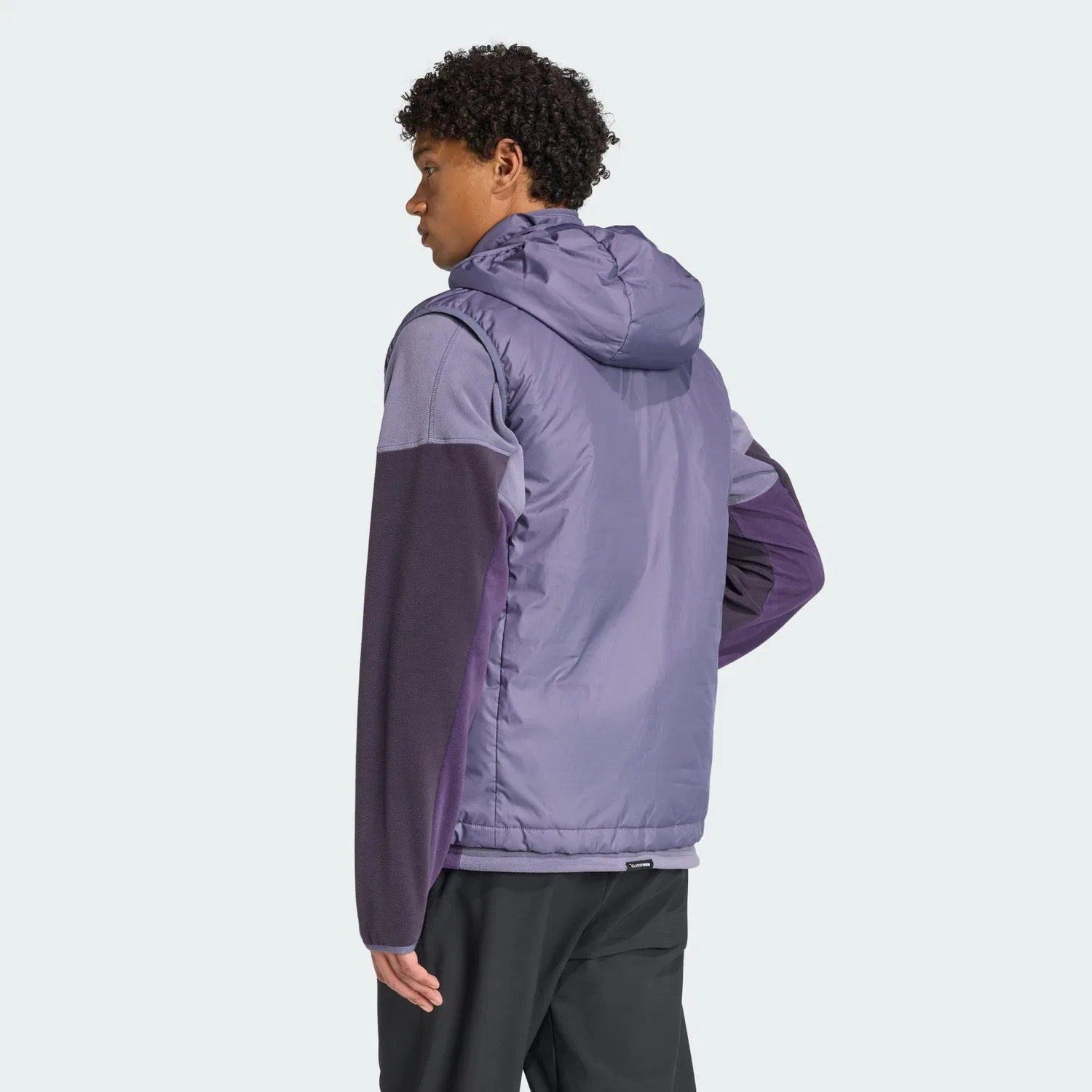 Мужская утепленная жилетка с капюшоном TERREX Multi Climawarm Insulated Hooded Weste Adidas, Feigenlila — фото 3