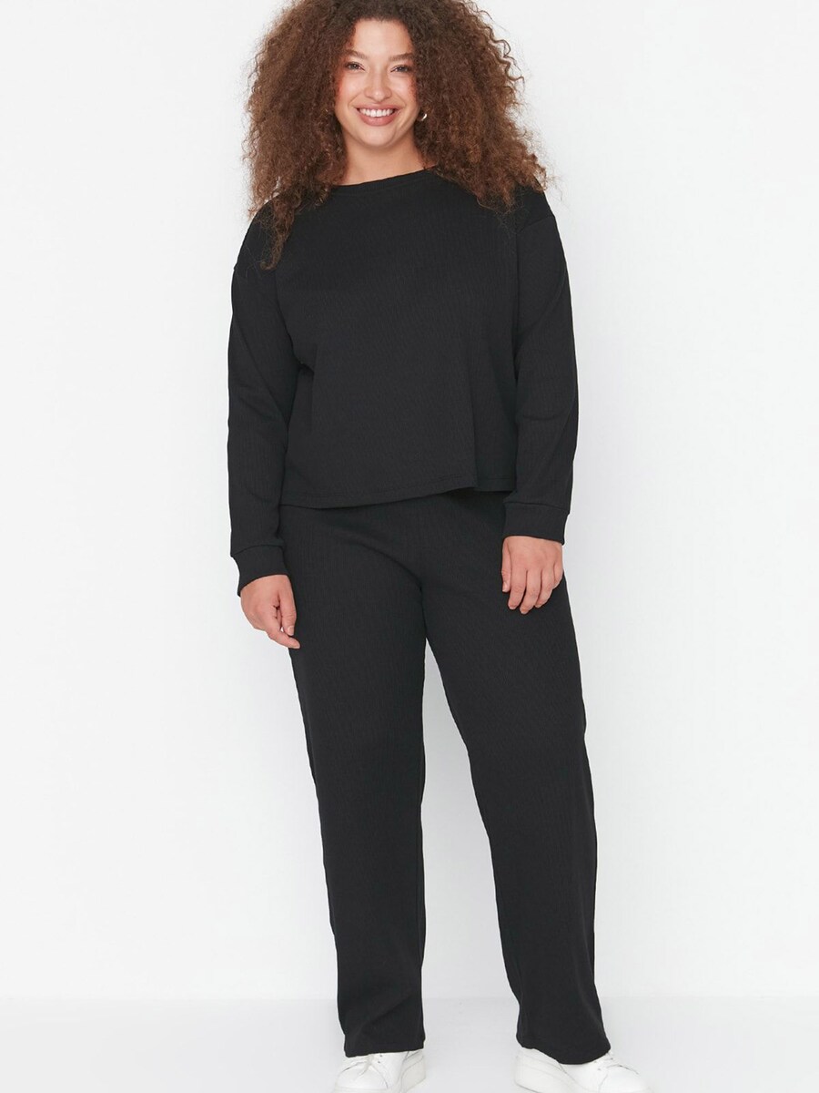 

Пижама Trendyol Curve Pajama, черный