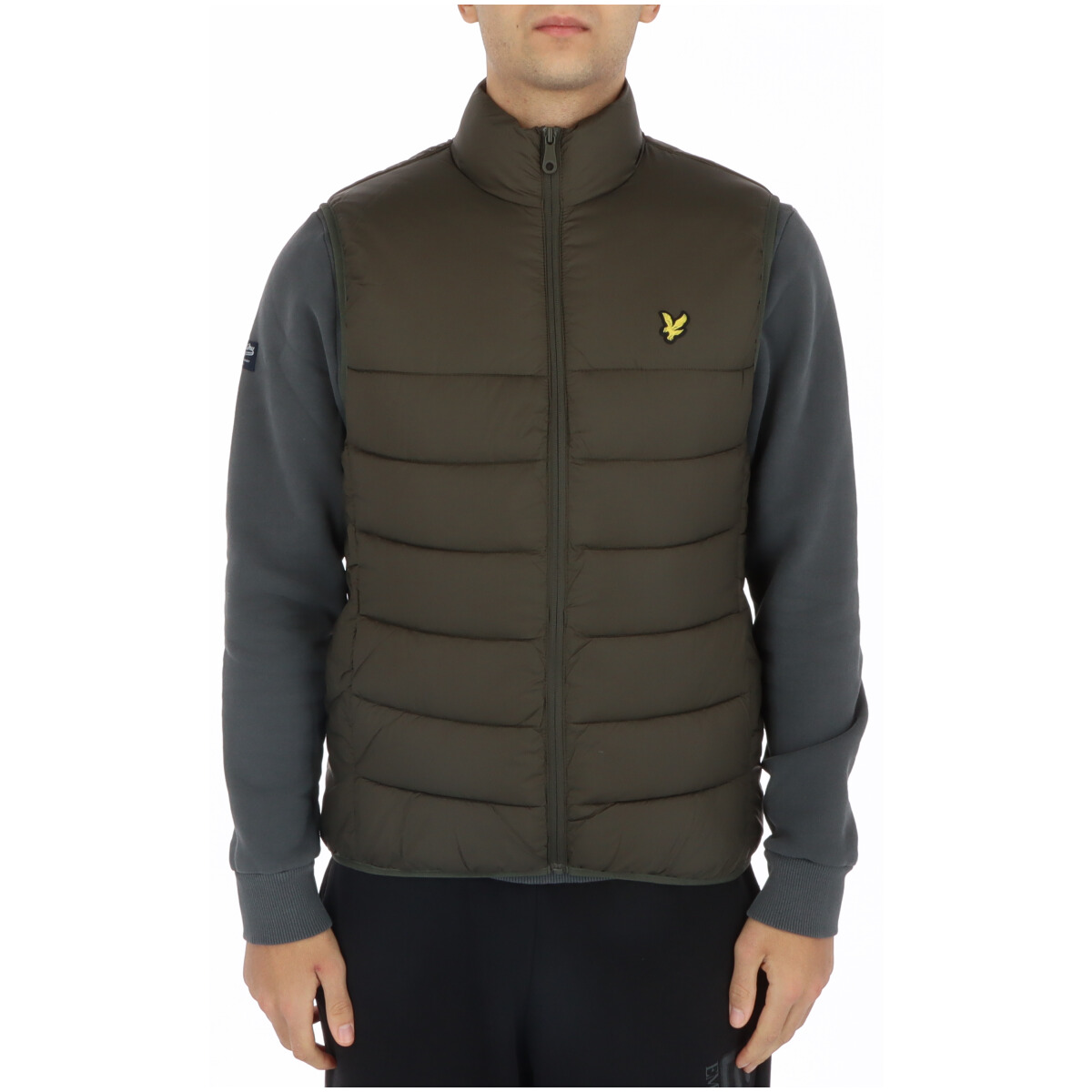 

Жилет Lyle & Scott стеганый, зеленый