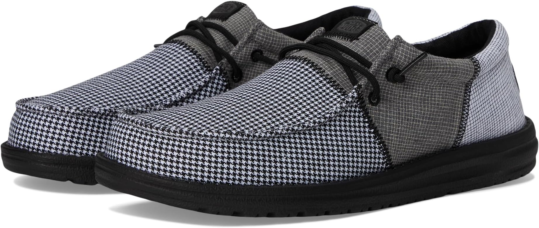 

Лоферы Hey Dude Wally Tri Mix Craft, цвет Black/Multi