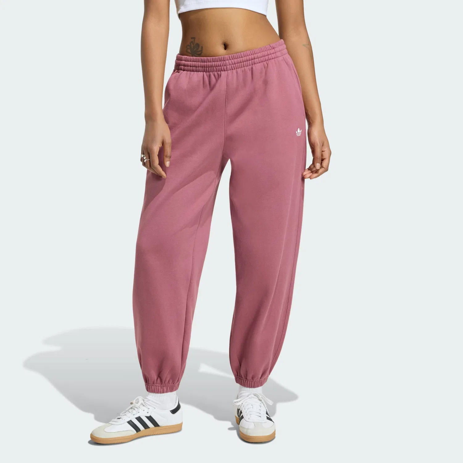 Зауженные брюки Adidas Originals Essentials светло-красного цвета — фото 2