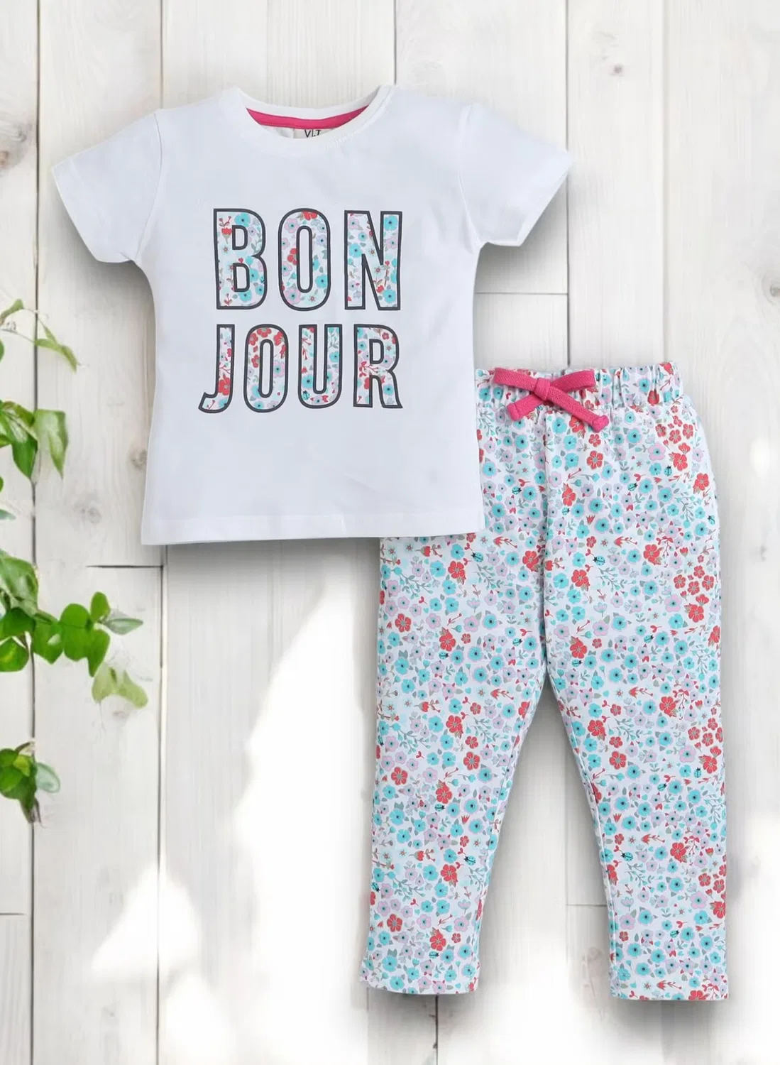 Комплект пижамный с принтом, модель Printed T-Shirt and Pyjama Set Victor And Jane, белый — фото 4