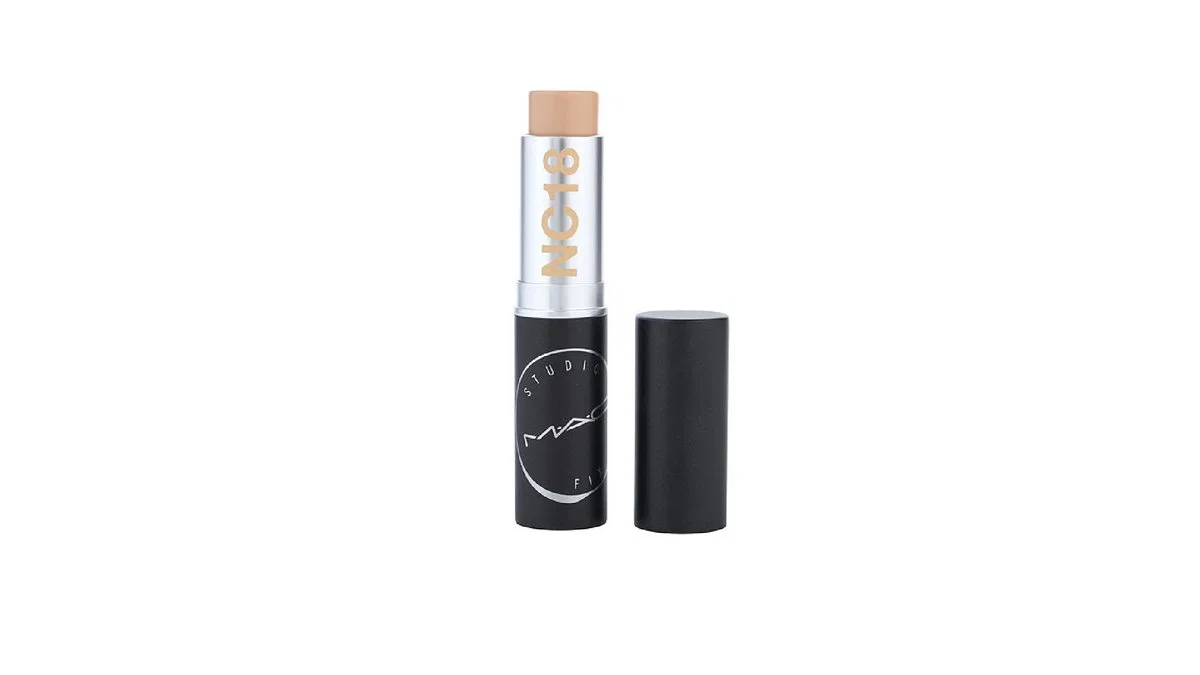 Тональный стик NC18 MAC Studio Fix Foundation Stick