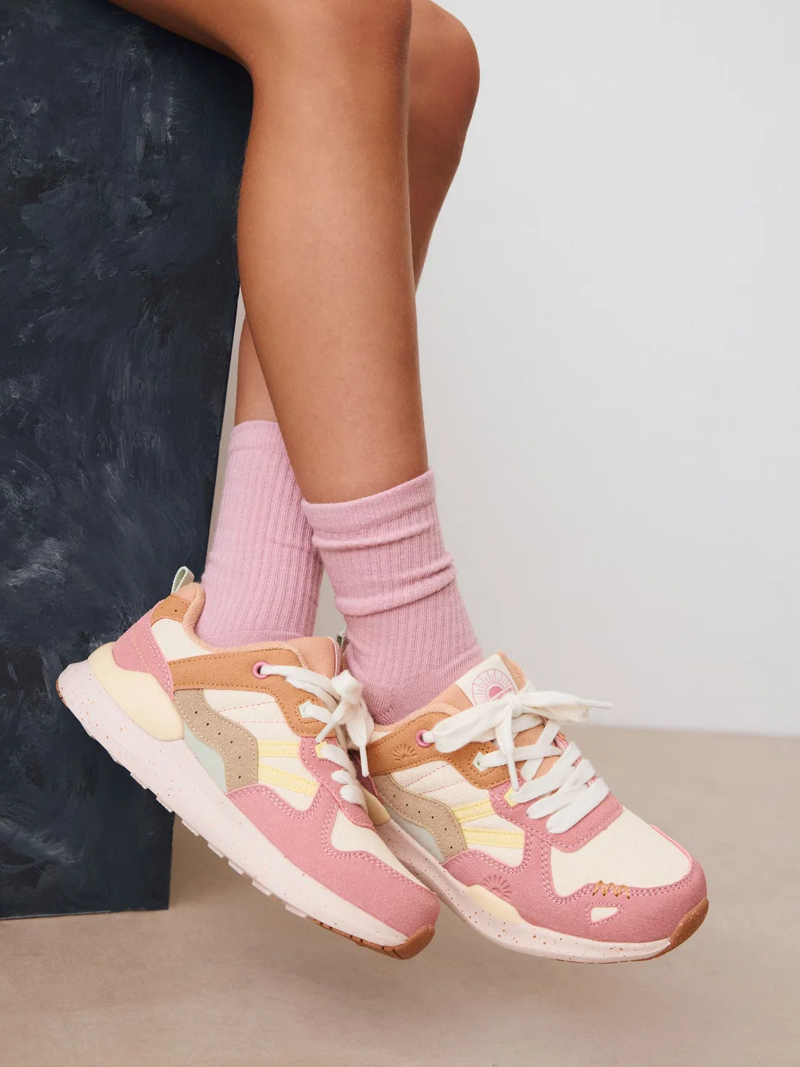 Кроссовки на шнуровке Muted Colourblock Next, приглушенные тона