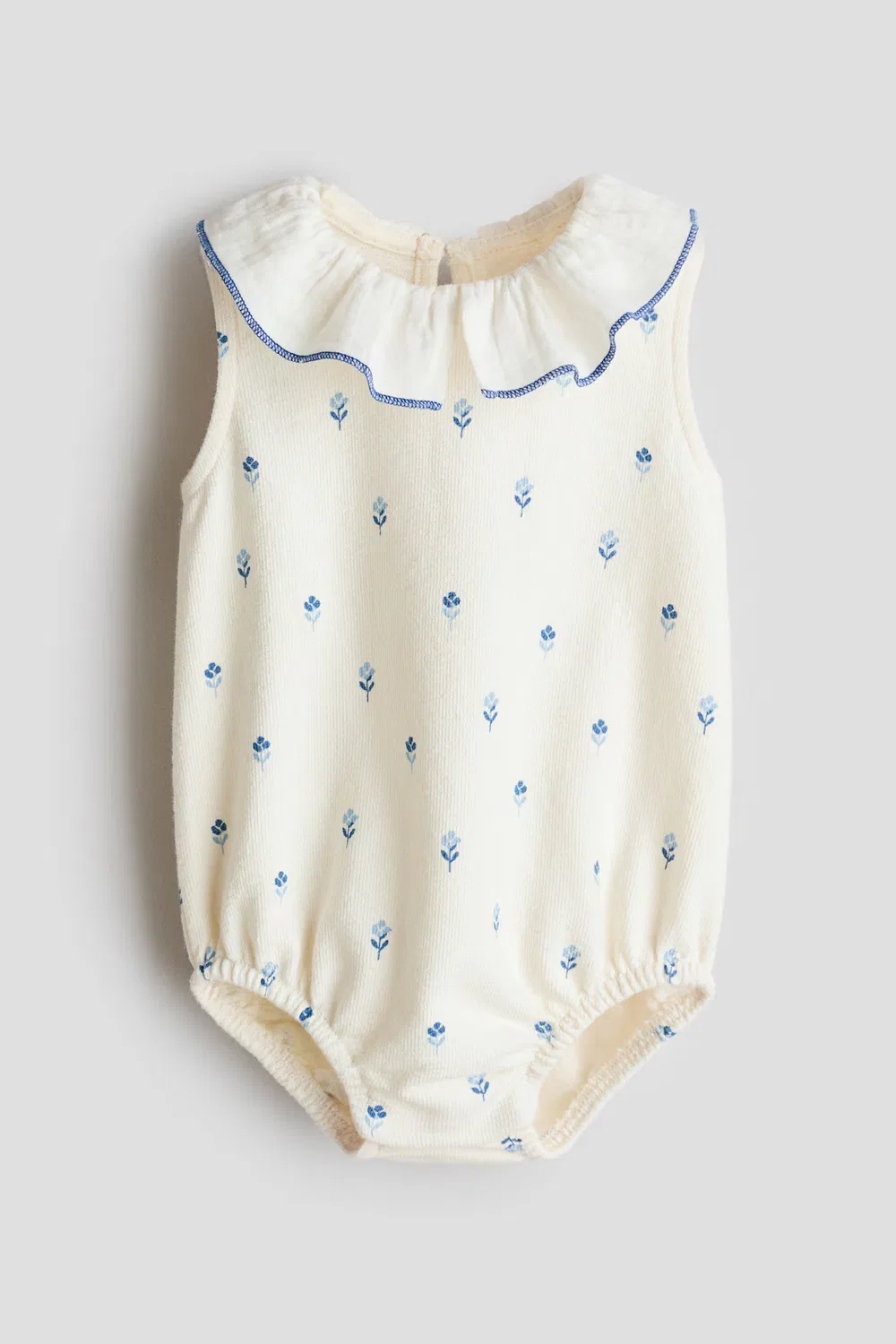 Хлопковый комбинезон с муслиновым воротником H&M, Cremefarben/Geblümt