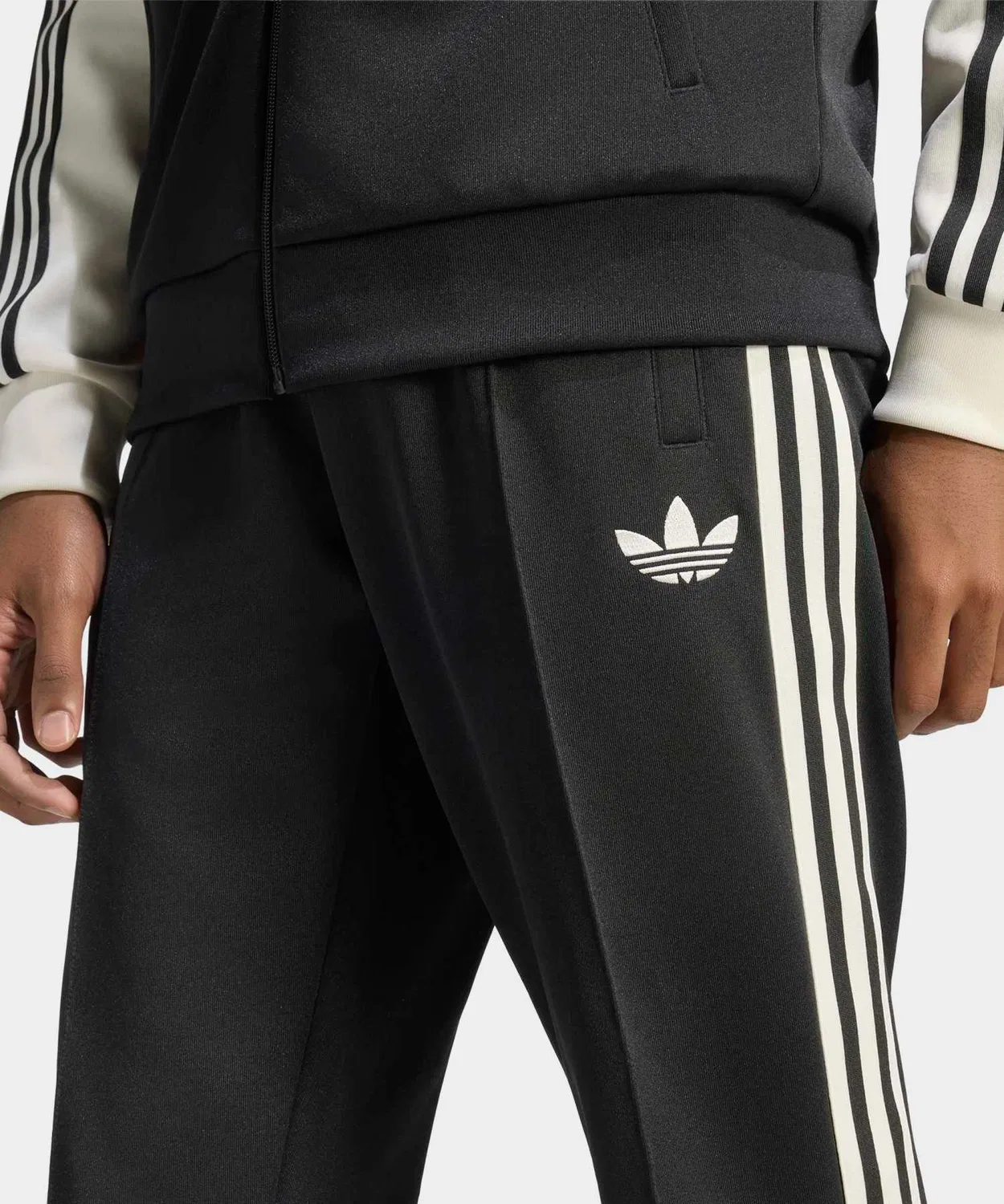 Мужские спортивные штаны с принтом Juventus Torino OG Adidas, Черный — фото 4
