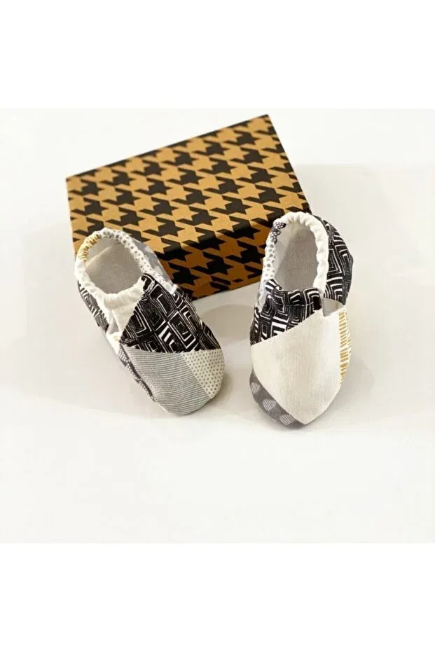 Детские пинетки для новорожденных кожаные Babycitytr, Black And White