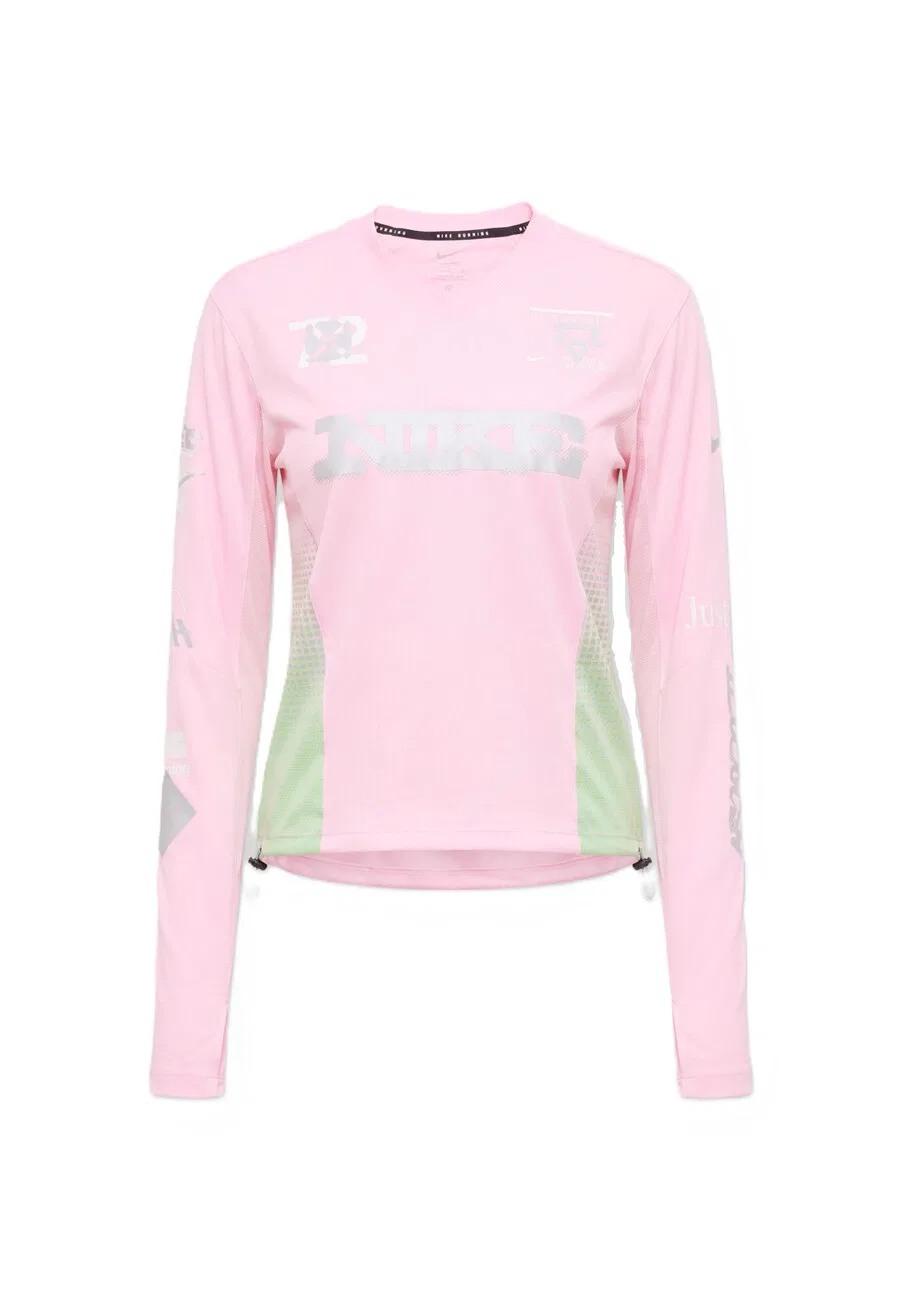 Футболка NIKE Performance Shirt 'SWIFT' розового цвета