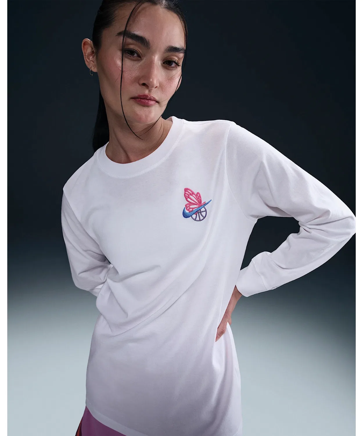 Женская футболка с длинным рукавомхлопковая NIKE, White