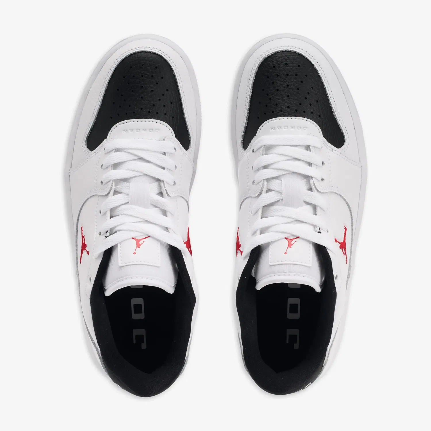 Детские низкие кроссовки Jordan Court Connect, White/Black/Red — фото 3