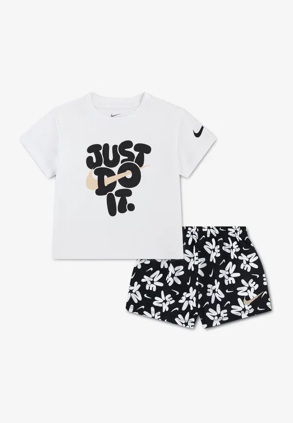 Комплект из футболки и шорт с принтом Bold Play Set, Nike Sportswear, черный