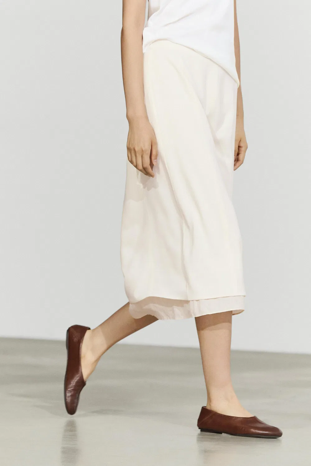 Юбка-миди Massimo Dutti Double-Layered Midi With Seam Detail, кремовый — фото 3