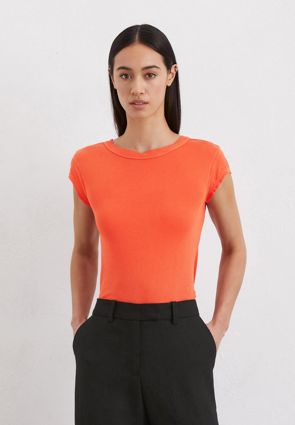 

Базовая футболка SHORT SLEEVE ROUND NECK Marc O'Polo, светло-красный