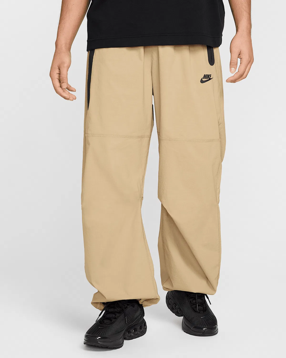 Мужские широкие штаны Nike Tech Woven Oversized, Parachute Beige/Parachute Beige/Black