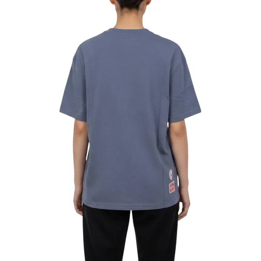 Женская футболка Air Jordan Casual Round Neck T-Shirt Asia Sizing 'Grey' Jordan, серый — фото 2