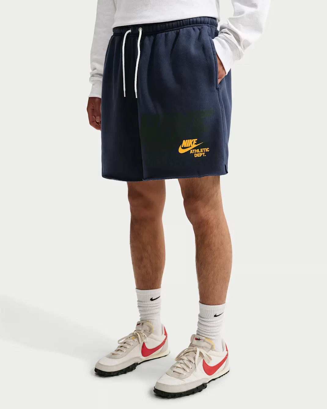Мужские флисовые шорты Nike Sportswear Club, Obsidian/University Gold — фото 2