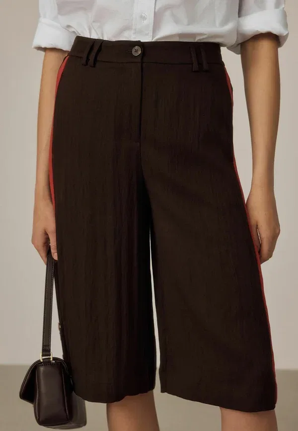 Шорты из лиоцелла, Regular Fit, Next, Chocolate Brown, коричневый/шоколадный — фото 4