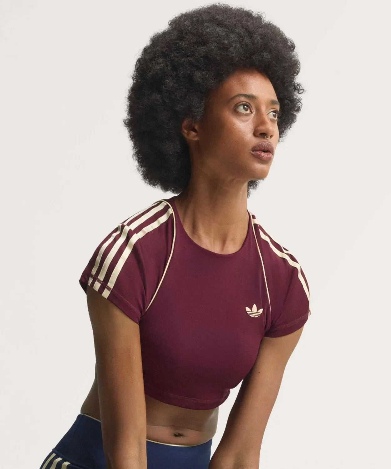 Женская футболка-бра с принтом логотипа Adidas, Maroon — фото 3