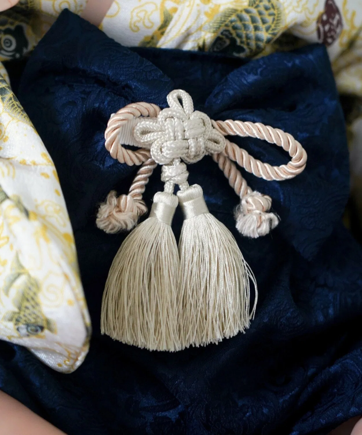 Детский аксессуар для кимоно с кисточкой, модель Tassel Clip SweetMommy, Ivory