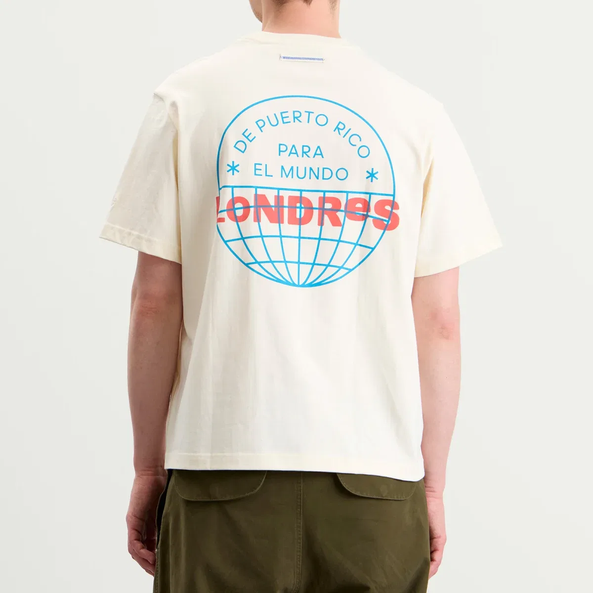 Футболка хлопковая с принтом X Bad Bunny London Tour Merch Adidas, Cream White — фото 3