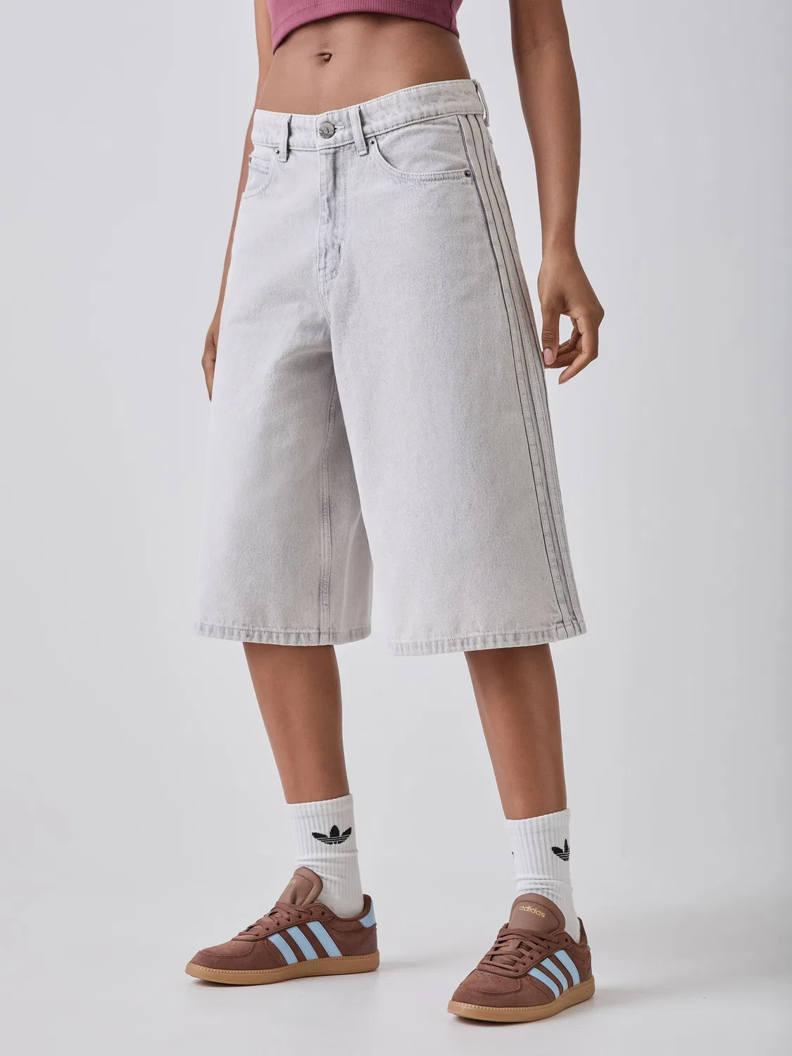 Шорты джинсовые Mid Rise Denim, adidas Originals, серый деним