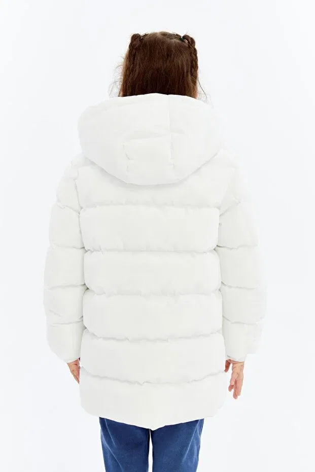 Детское пальто для девочек утепленное с капюшоном Benitto Kids, White — фото 3