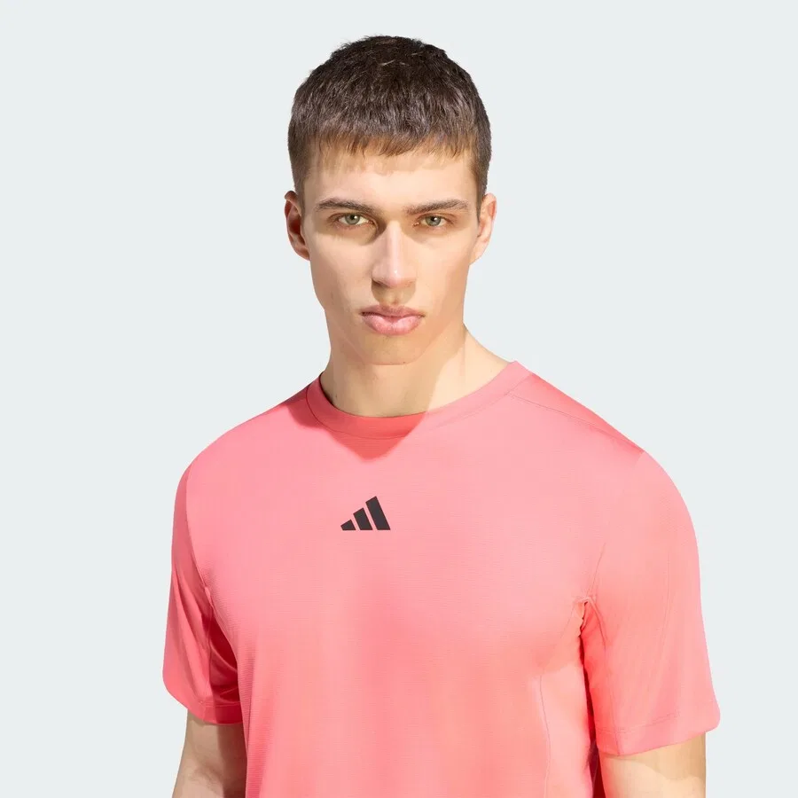 Спортивная футболка ADIDAS PERFORMANCE Performance Shirt 'D4T Power' малинового цвета — фото 3