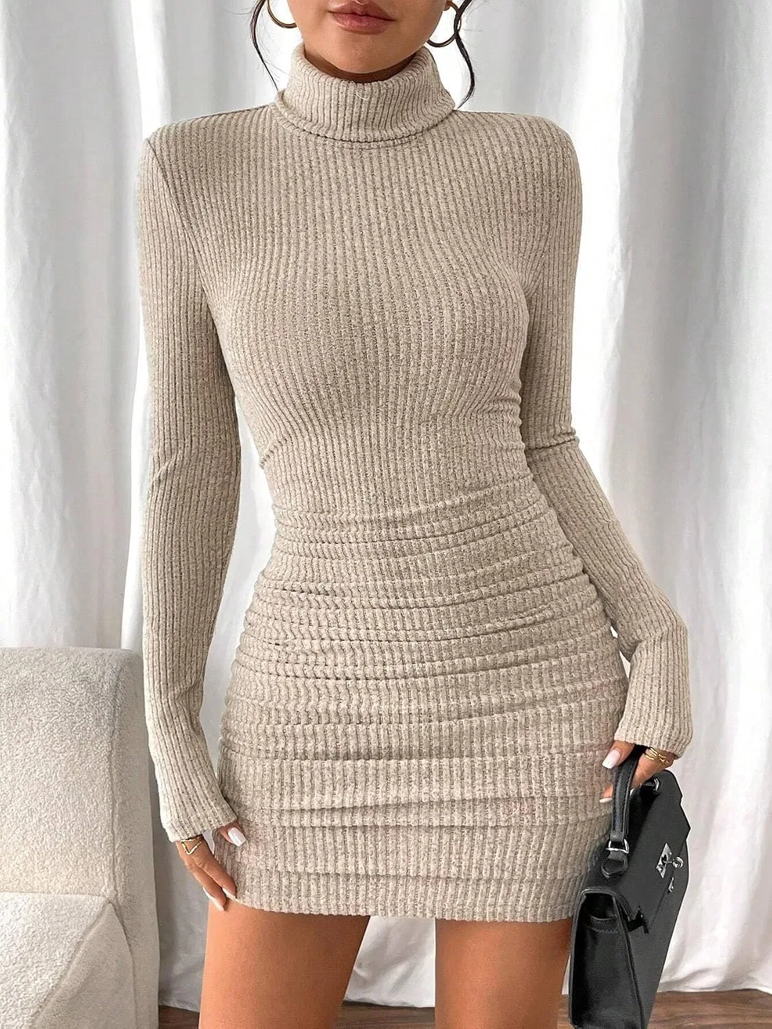 Женское мини-платье bodycon с высоким воротником, Apricot — фото 2
