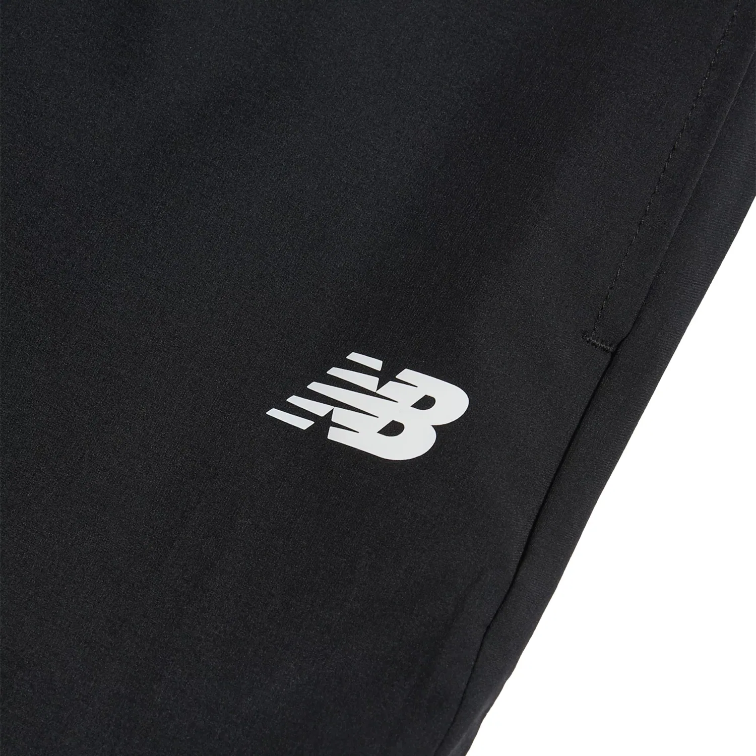 Детские спортивные штаны New Balance NB Essential Track Pant, Black — фото 3