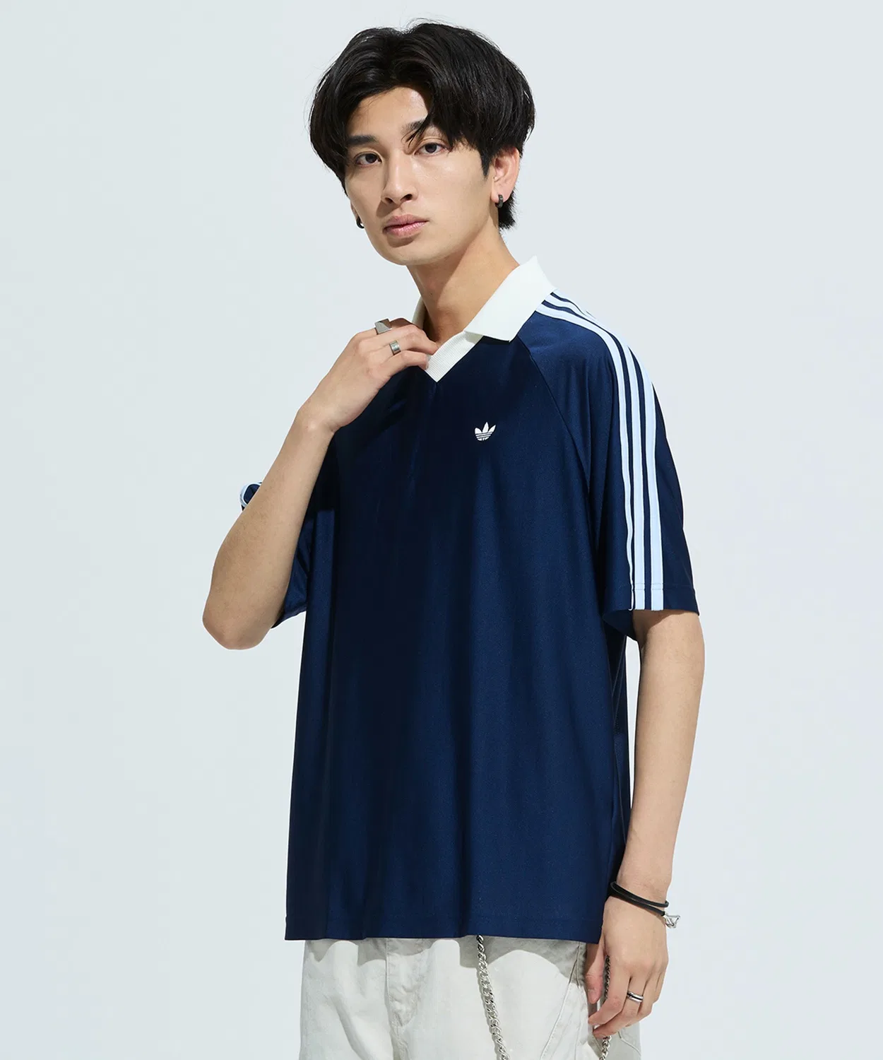Мужская футболка с V-образным вырезом FTBL JSY for BEAUTY&YOUTH Adidas Originals, Blue