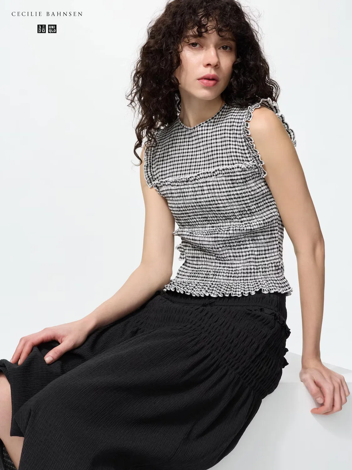 Футболка без рукавов Uniqlo, базовый, кремовый