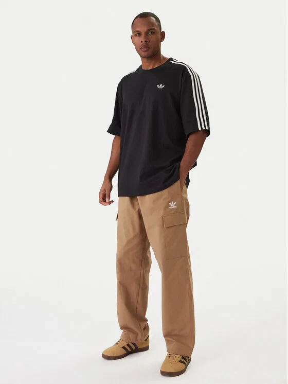 Футболка oversize adicolor 3-Stripes Adidas, черный — фото 2