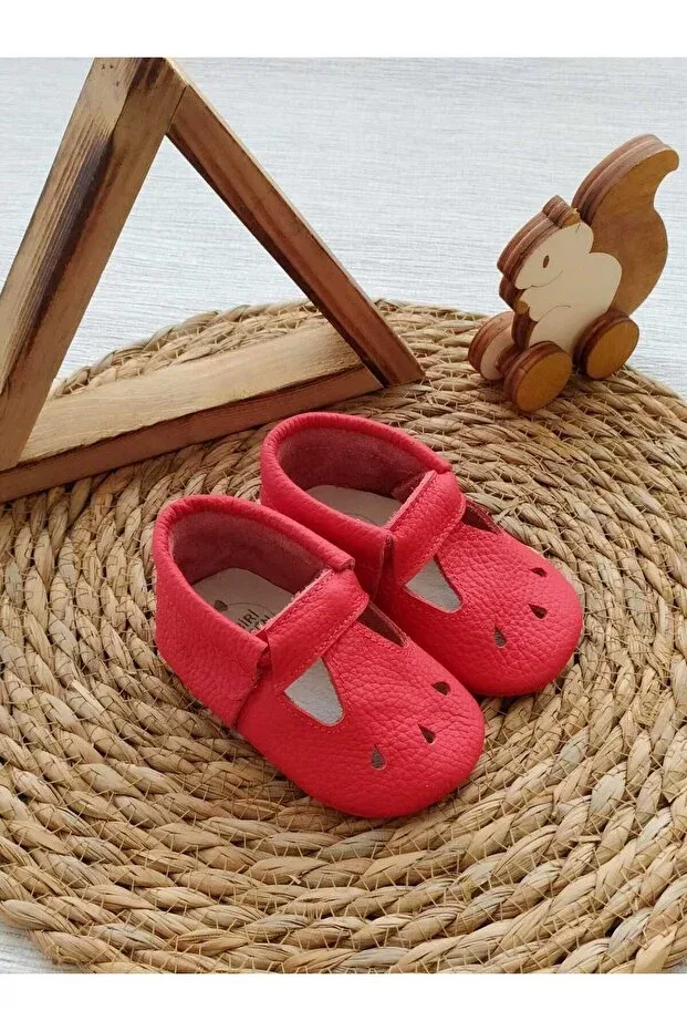 Детские мокасины для новорожденных из натуральной кожи Minibiri, Red — фото 3