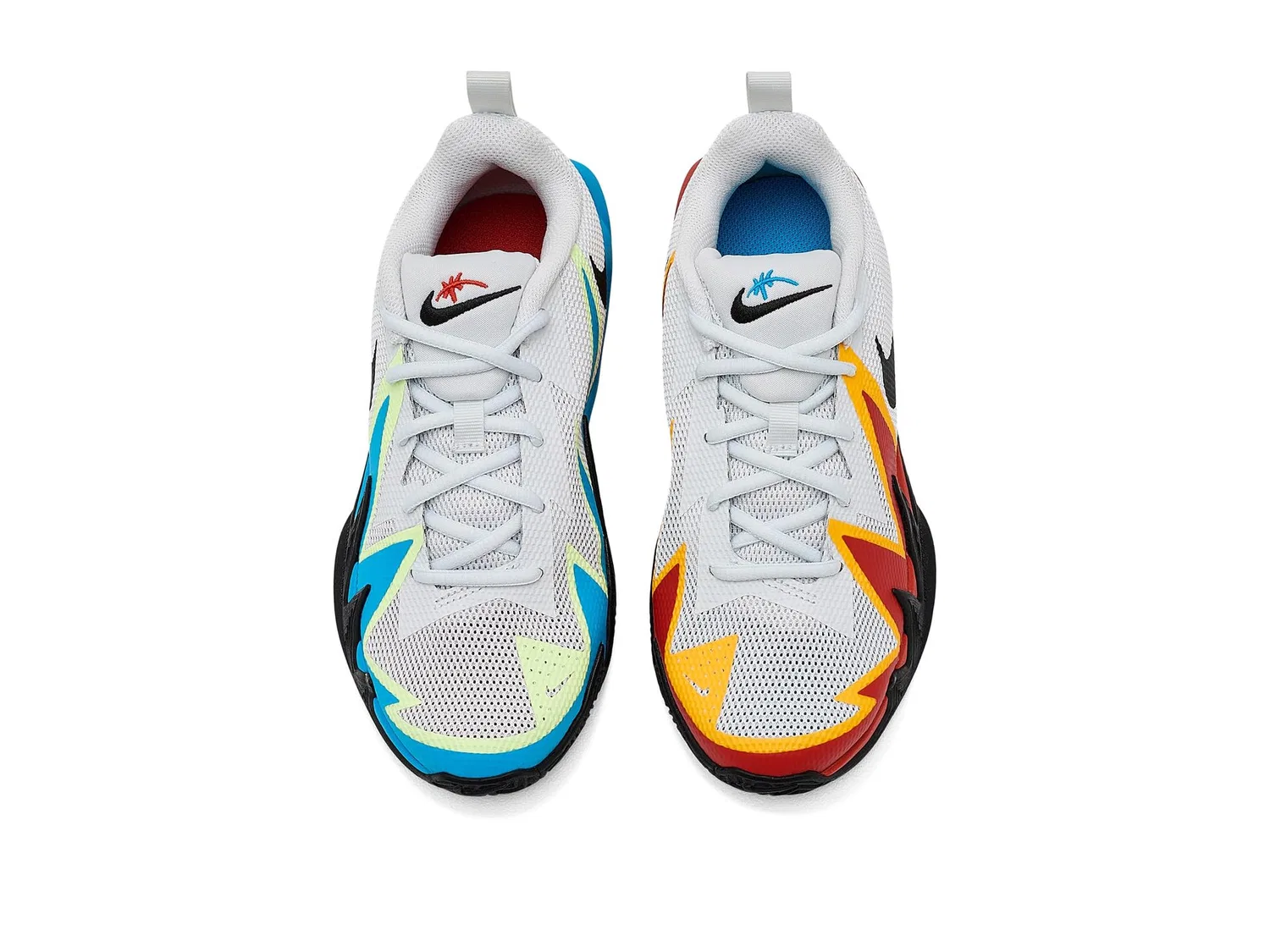 Кроссовки S.T. Dynamite (для больших детей) Nike Kids, Off White/Black/Picante Red/Current Blue/Laser Orange/Barely Vol — фото 3