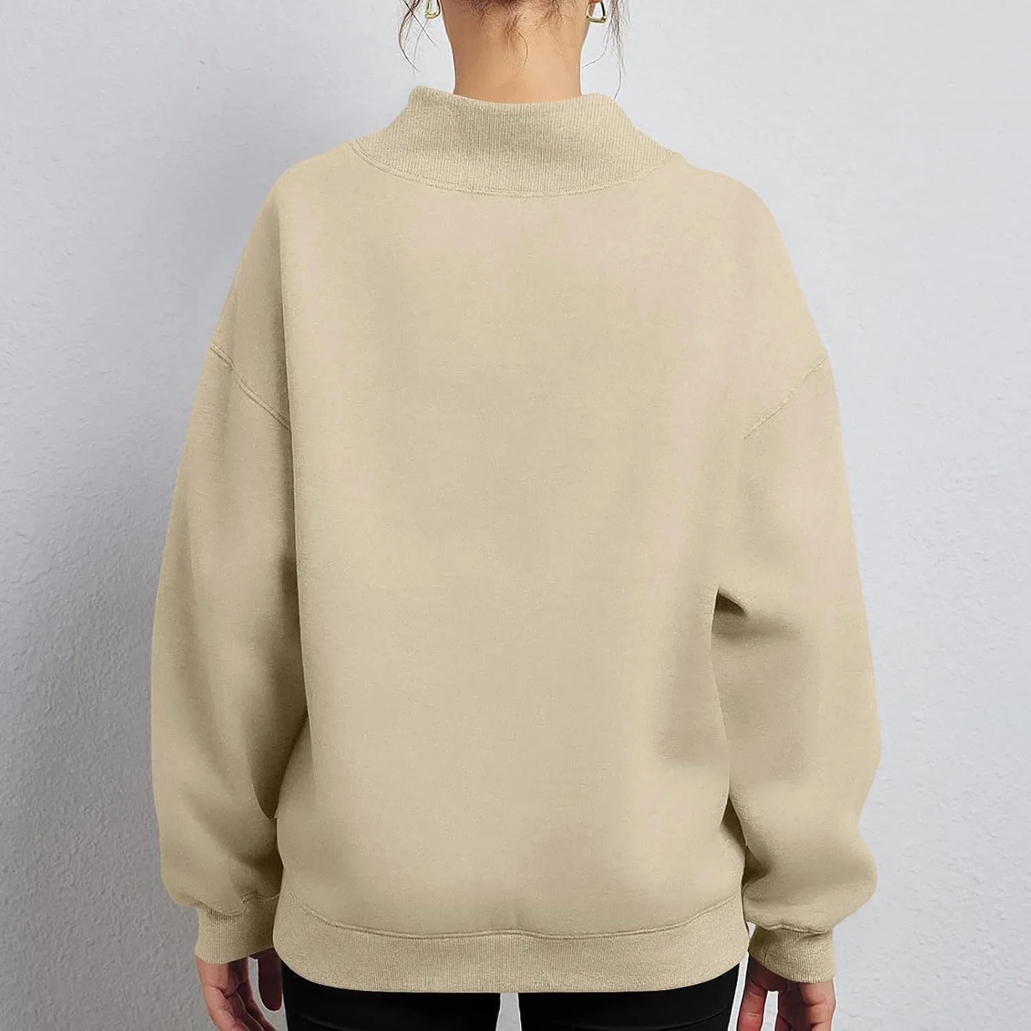 Женский свитшот с принтом, модель Mock Neck, хаки — фото 3