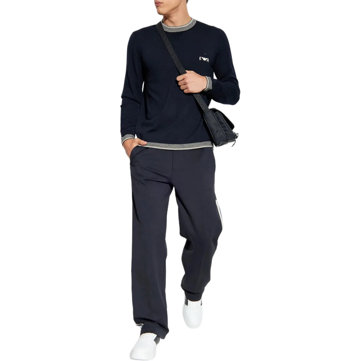 Мужской джемпер с вышитым логотипом Emporio Armani, Marine Blue — фото 2