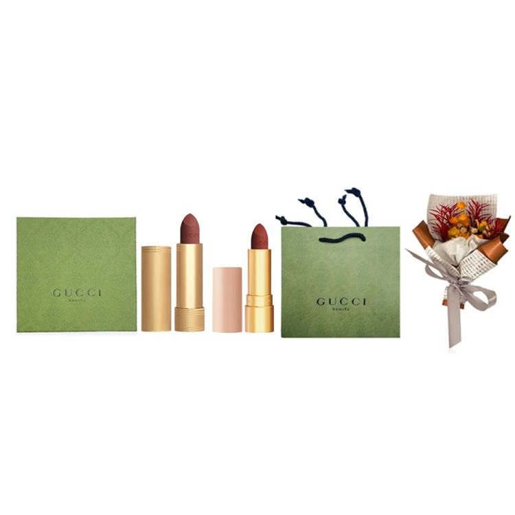 

Набор матовой помады из трех штук с сухоцветами Pouring Color, легко растушевывается, стойкий макияж GUCCI