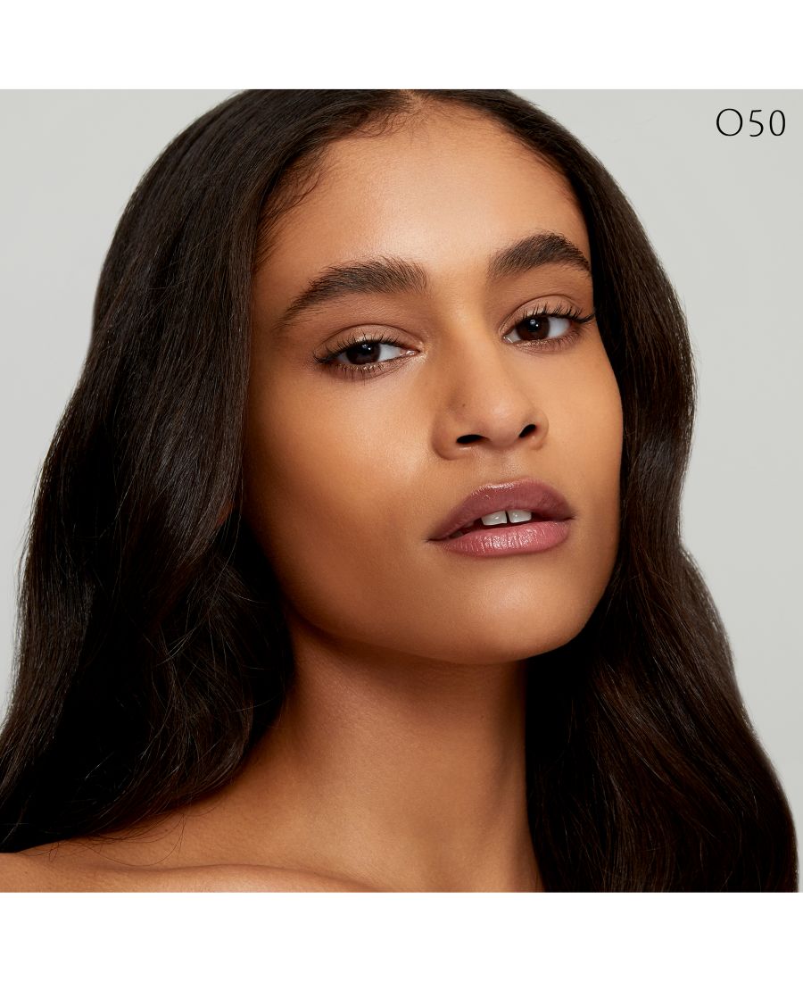 Тональный крем Radiant Fluid Foundation Natural SPF 25 Clé de Peau Beauté, o50 коричневый охра — фото 4
