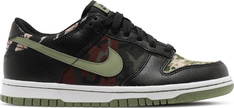 

Кроссовки Nike Dunk Low SE GS 'Black Multi-Camo', зеленый