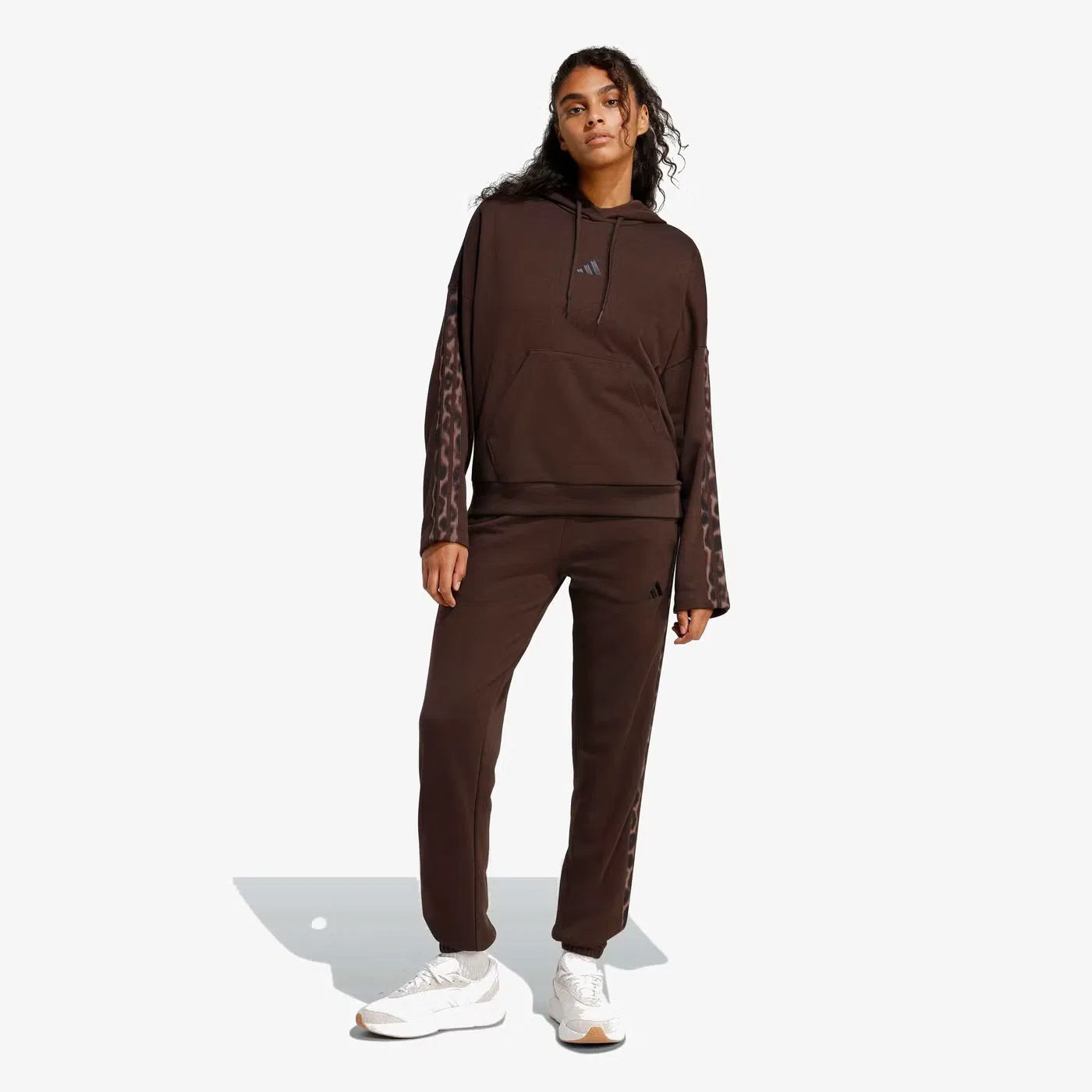 Штаны с принтом леопарда French Terry 3-Stripes Adidas, аврора кофе/мультиколор — фото 4