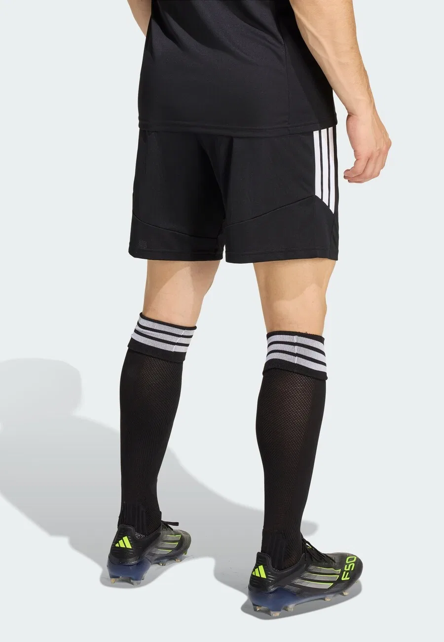 Спортивные шорты ADIDAS PERFORMANCE Regular Workout Pants 'Tiro26 League' черного цвета — фото 3
